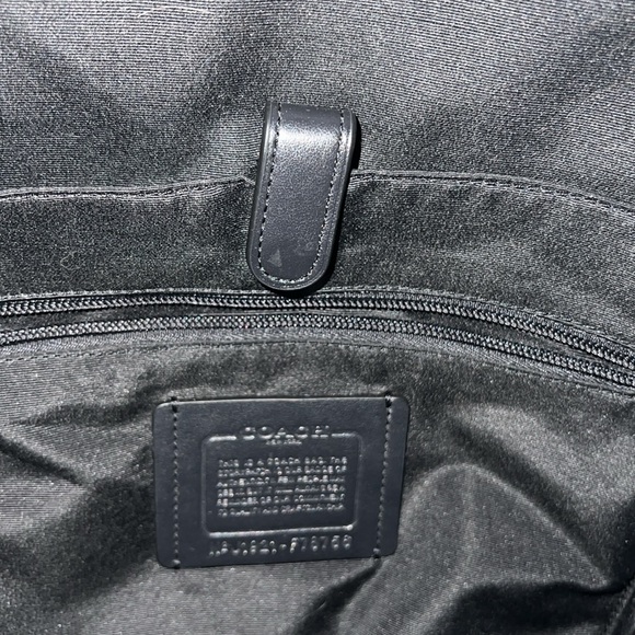 WEST SLIM BACKPACK IN SIGNATURE CANVAS (COACH F78756)
CHARCOAL/BLACK - Picture 13 of 16